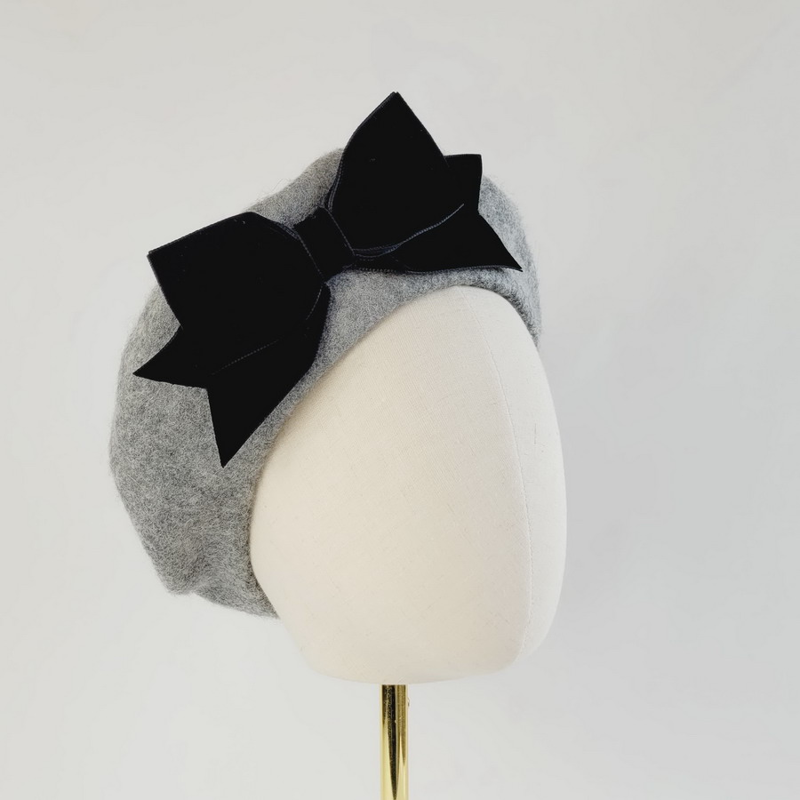 Grey French style wool beret hat with velvet bow